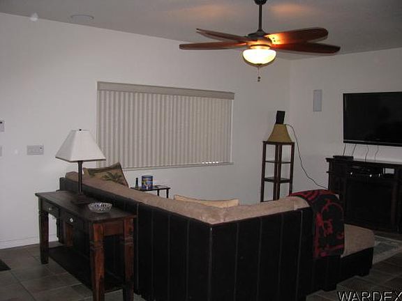 5th image of 8152 S Carob Dr