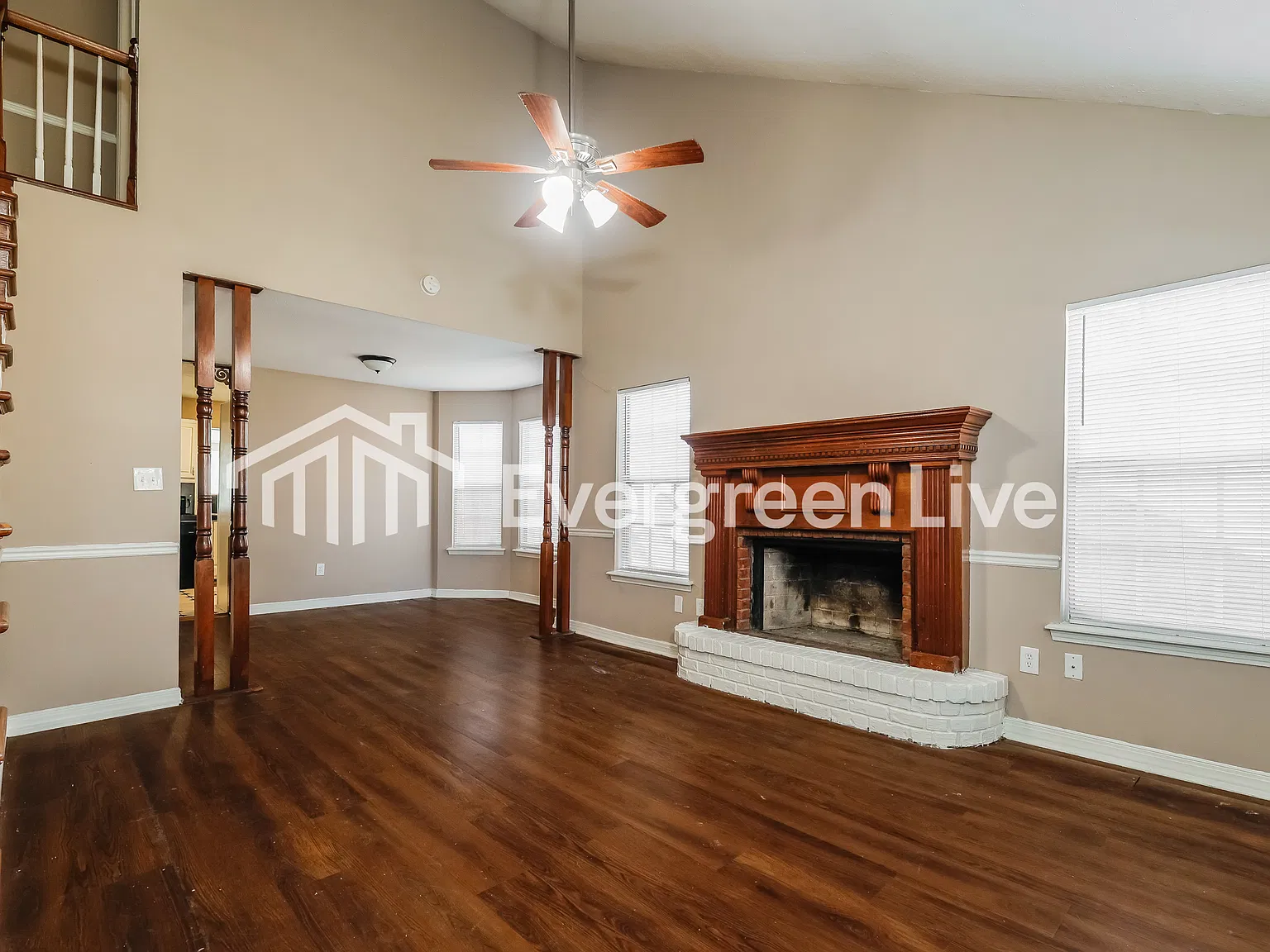 3 bed, 2.0 bath, 1300 sqft, $1,495 — Photo 3