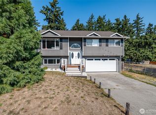 1530 SW 16th Avenue, Oak Harbor, WA 98277