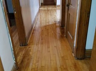 8505 S Burnham Ave #1, Chicago, IL 60617