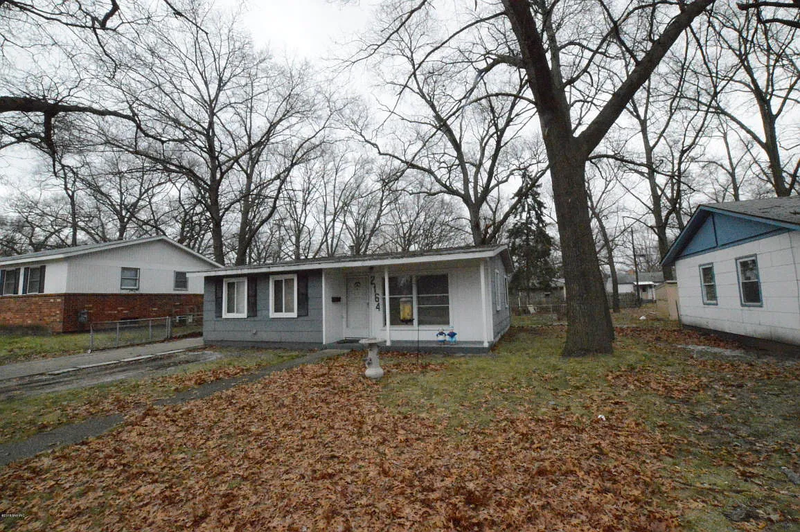 2164 Austin St photo 1