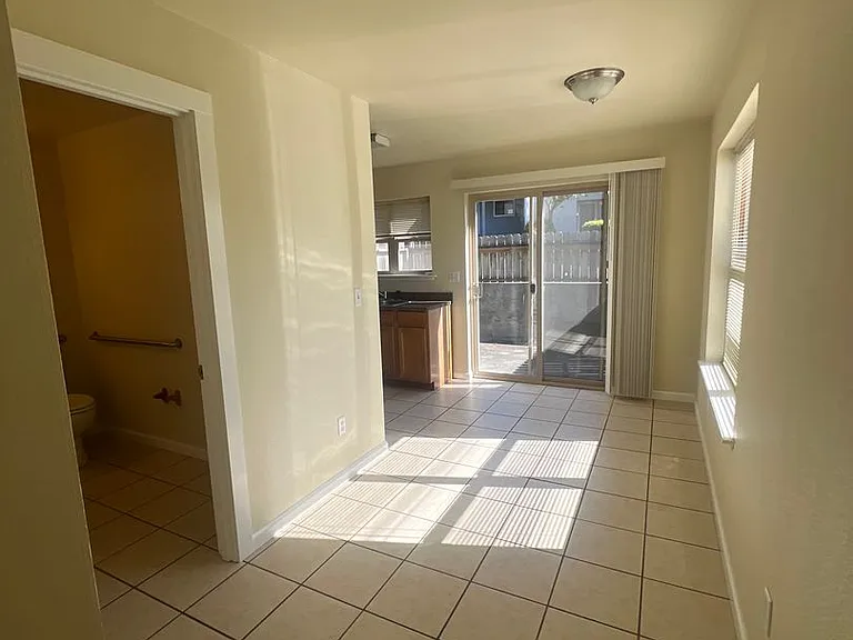 2970 Mack Rd — Photo 11