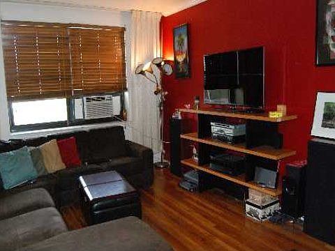 2nd image of 2620 141st St APT 4F