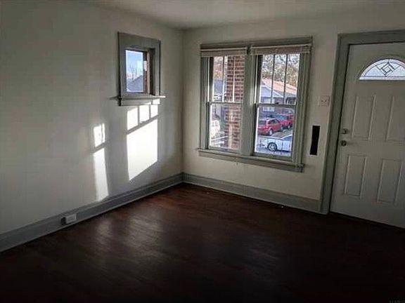 3rd image of 1309 Gimblin St