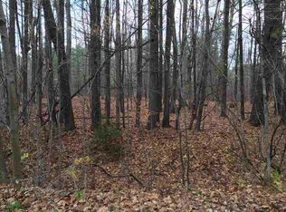 Station Ln, Saratoga Springs, NY 12866