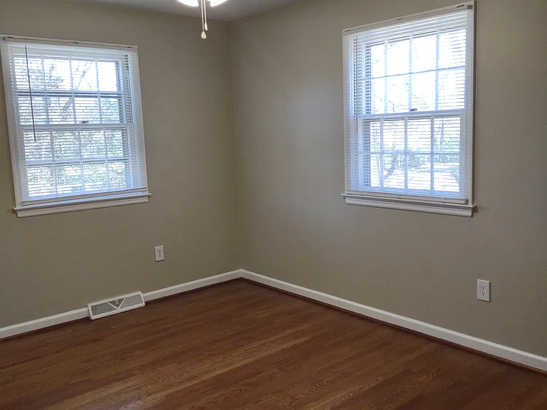 13208 Sherri Dr — Photo 15
