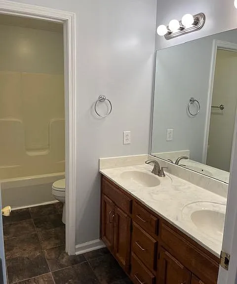 1161 Connemara Way — Photo 35