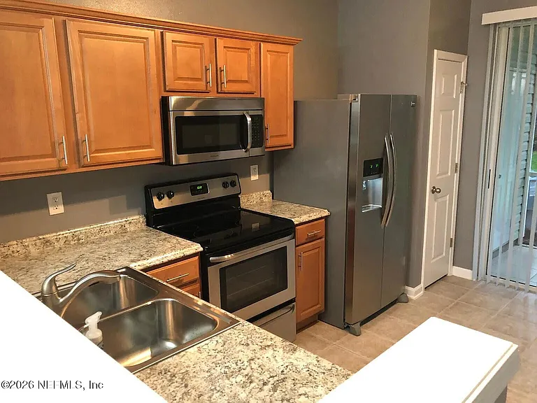 3563 Twisted Tree Ln — Photo 5