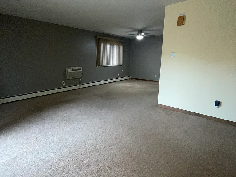 110 Rockwood Ave #B — Photo 3