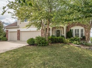 2 Chestnut Hill Ct, O'Fallon, MO 63368