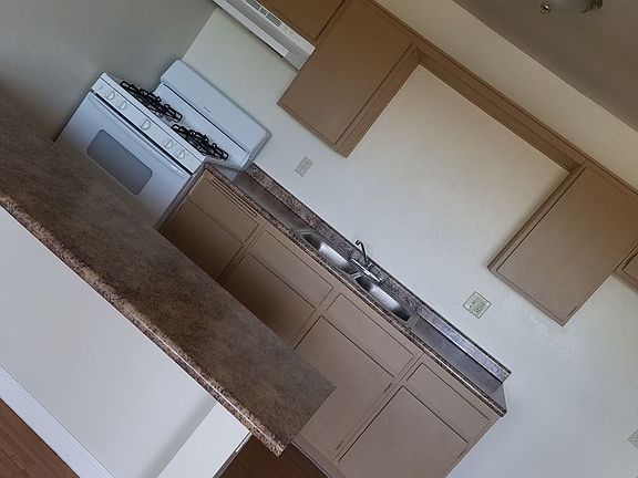 2nd image of 18462 Montezuma St APT 23