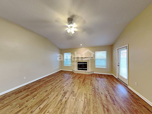 5th image of 3287 Sexton Dr