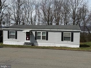 405 West Dr, Pittston, PA 18640