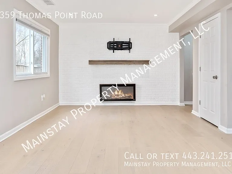 3359 Thomas Point Rd — Photo 1