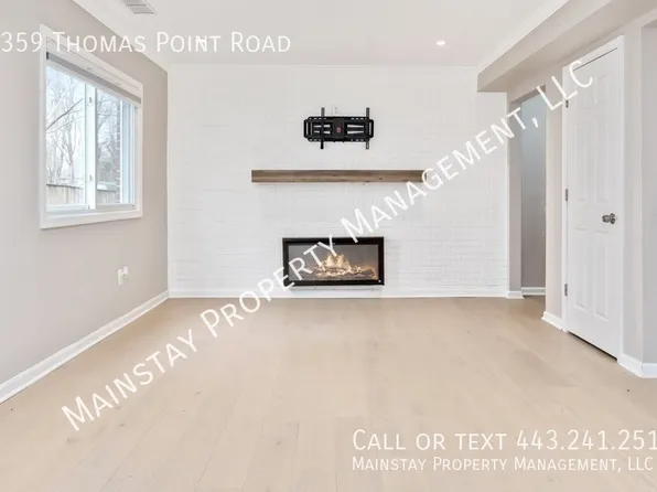 3359 Thomas Point Rd, Annapolis, MD 21403