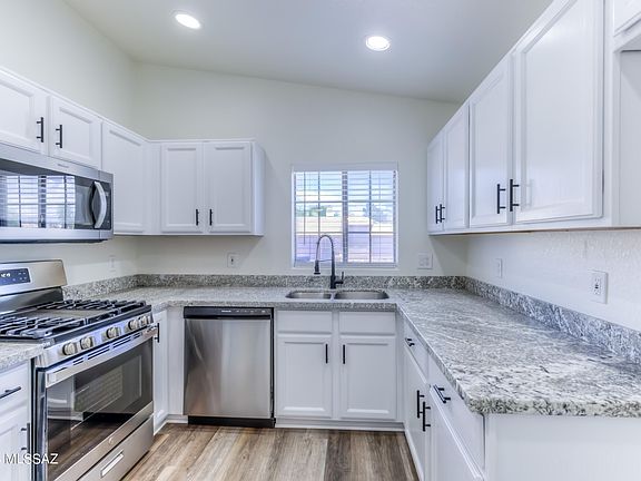 2nd image of 8583 N Cantora Way