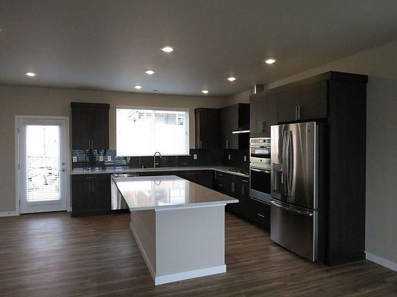 2nd image of 11827 82nd Pl S