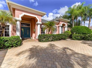 425 Terracina Ct, Naples, FL 34119