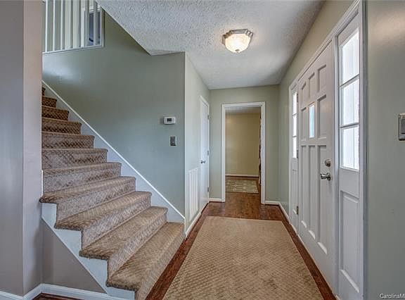 3rd image of 1306 Candlewood Dr