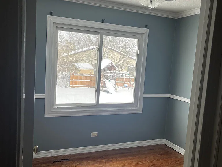 5325 Cinema Dr W — Photo 14