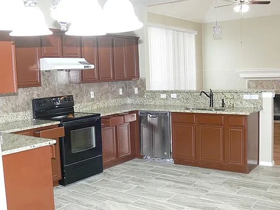 5th image of 7217 Coverack Dr