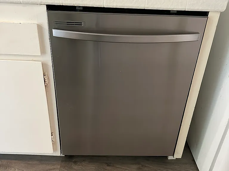 New dishwasher