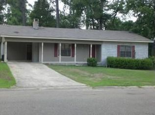 734 Longstreet Dr, Hattiesburg, MS 39401