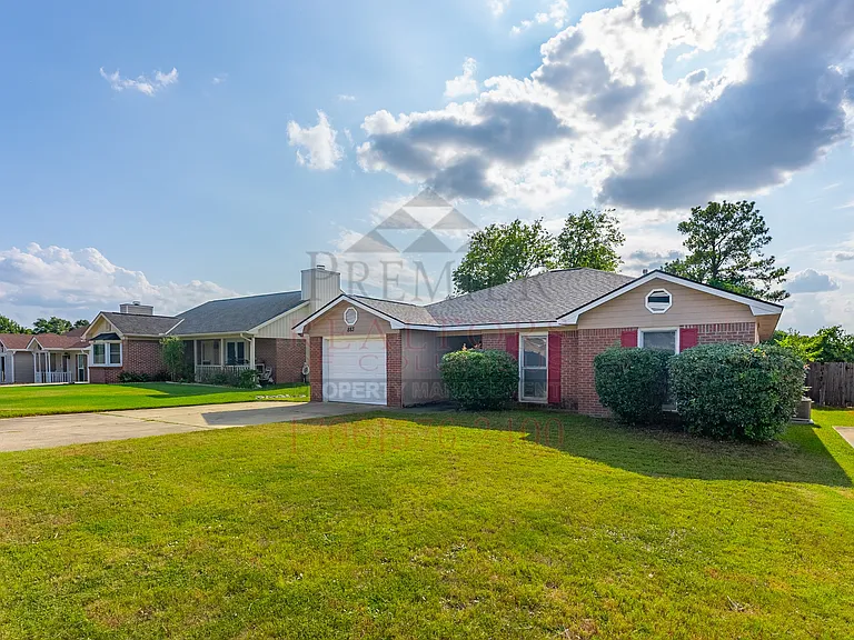 883 Chesapeake Way — Photo 3