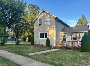 528 N Prairie St, Batavia, IL 60510