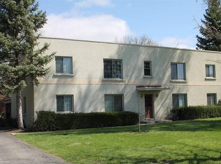 2074 Ridgeview Rd APT C, Upper Arlington, OH 43221