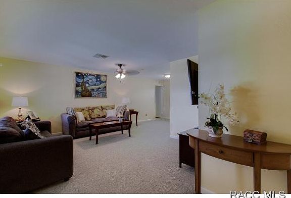 3rd image of 130 W Sugarmaple Ln