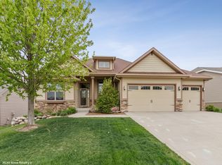 4478 NW 166th St, Clive, IA 50325