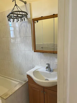 Rented by 1st Premier Realty Network Inc | media 9