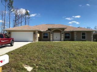 2810 Nora Ave N, Lehigh Acres, FL 33971