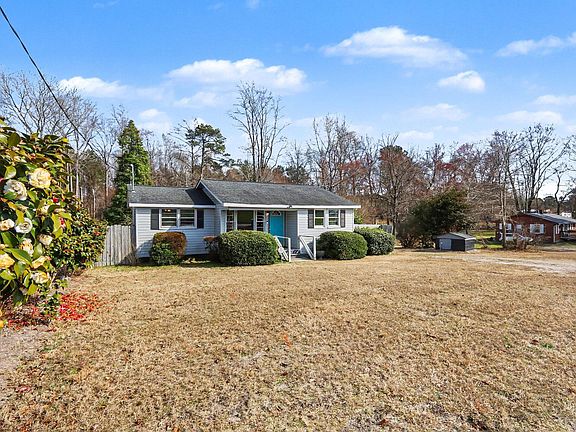 3rd image of 5776 Pearces Rd