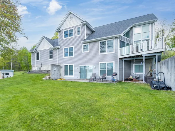 619 Arbutus Dr, Cadillac, MI 49601