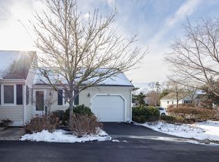 157 Leisure Green Dr, Mashpee, MA 02649