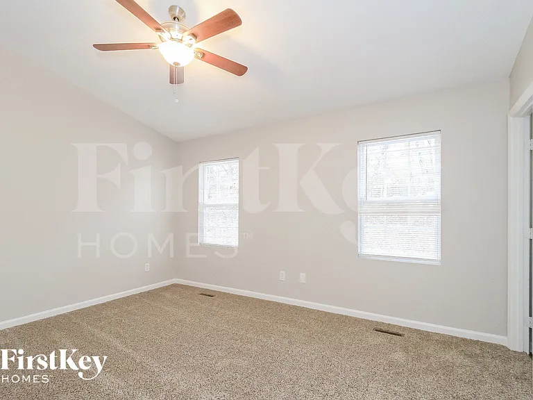 3820 Spring Branch Dr — Photo 6