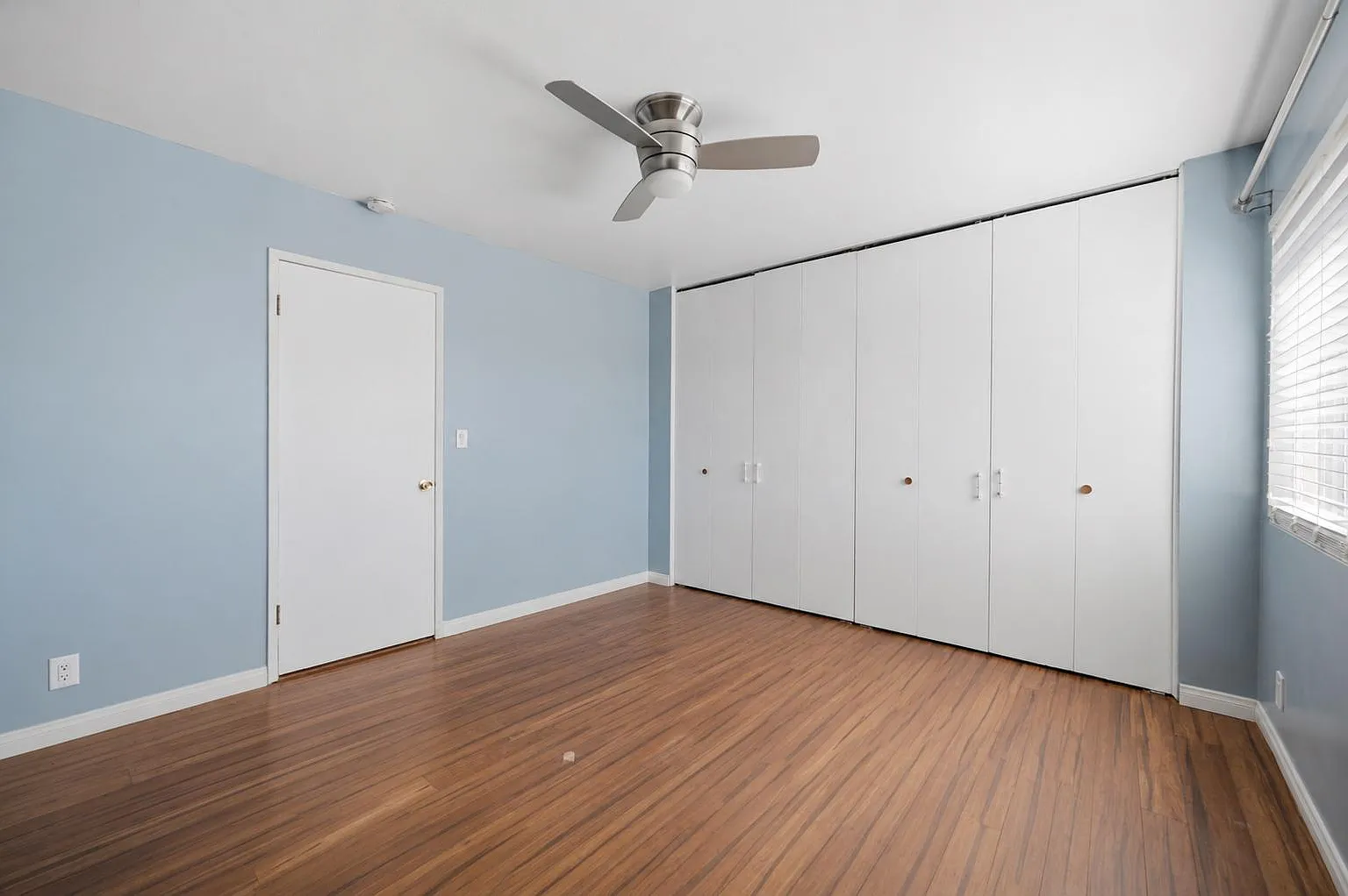 6 bed, 2600 sqft, $7,000 — Photo 3