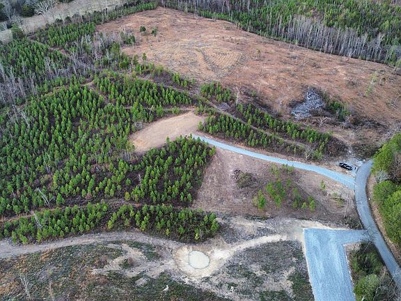5th image of 339 Big Sewee Rd