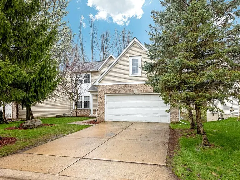 3339 Elsinore Ct — Photo 2