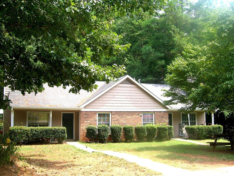1st image of 4920 Farmstead Ct