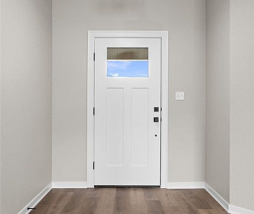 4th image of 117 Jewel Dr