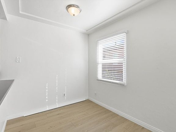 3rd image of 2689 Reynard Way #Na