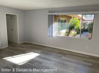 701 Meyer Ln #F, Redondo Beach, CA 90278
