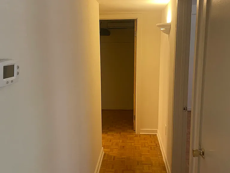 540 N Thomas St #3 — Photo 5