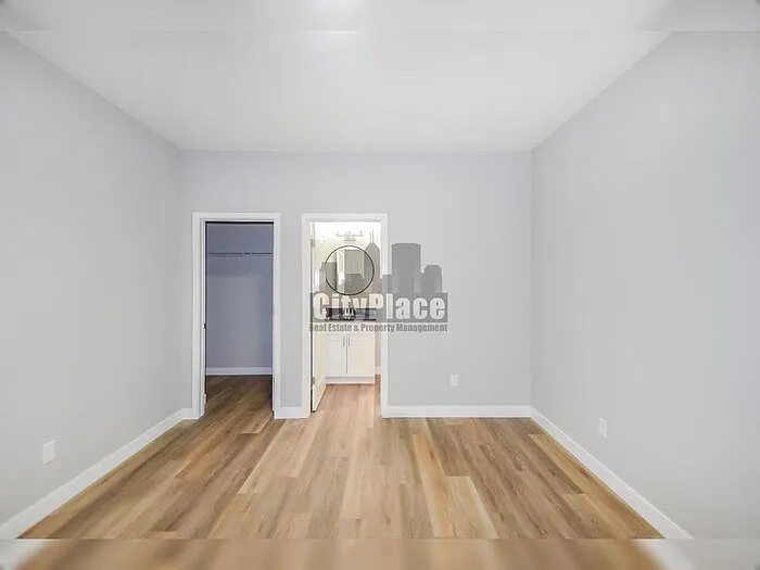 1722 Ingram St #B — Photo 18