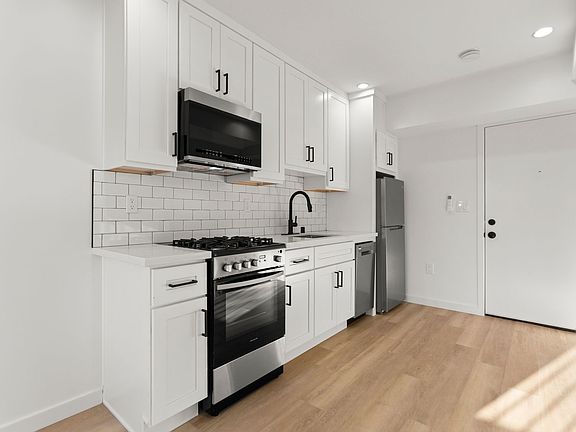 5th image of 6725 Laurel Canyon Blvd #17-0/1