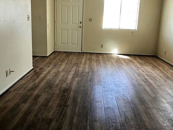 5th image of 56929 Cassia Dr APT A