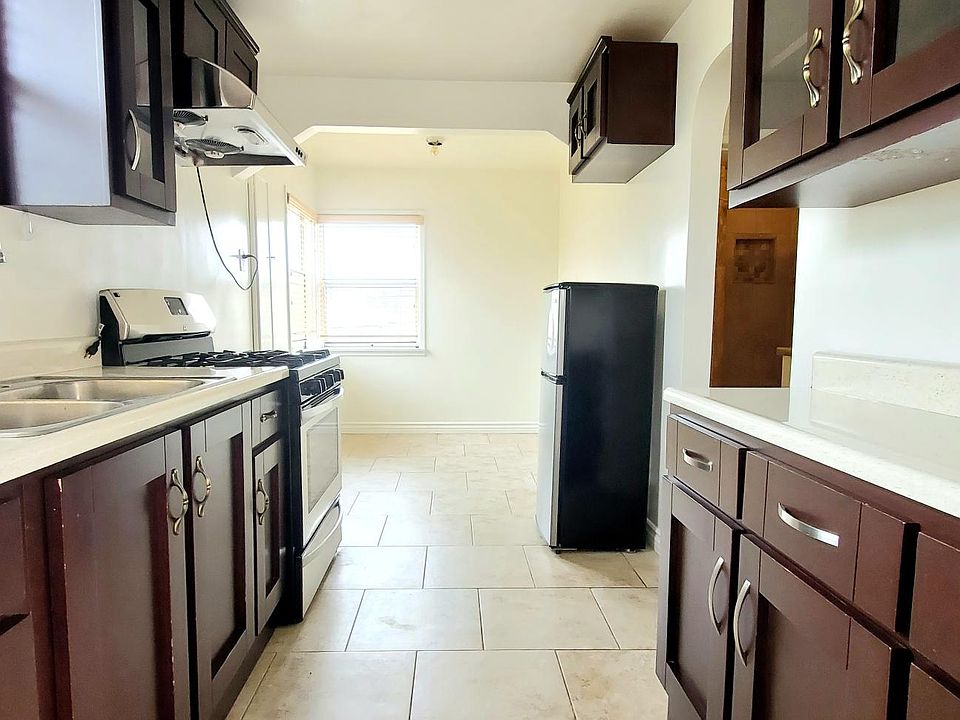 1st image of 432 Dewey Ave